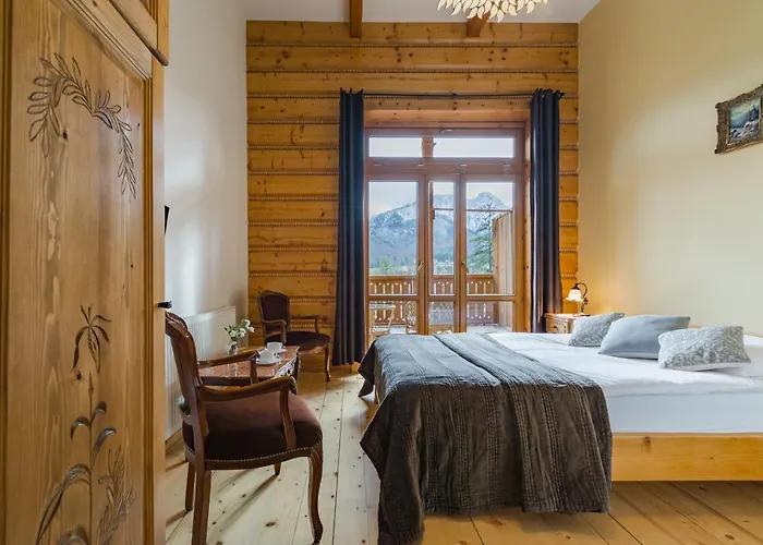 홈스테이 쇼드니카 *